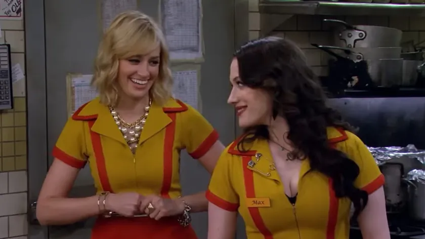 Ket Denings, "2 Broke Girls" dizisinde provokatif bir sahneyi çıkarmayı başardı