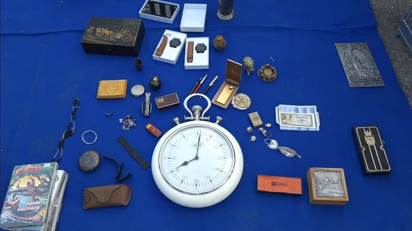 Eski Cep Saatleri Koleksiyonluk Değerleri ve Sandıktaki Gizli Hazine Nasıl Anlaşılır