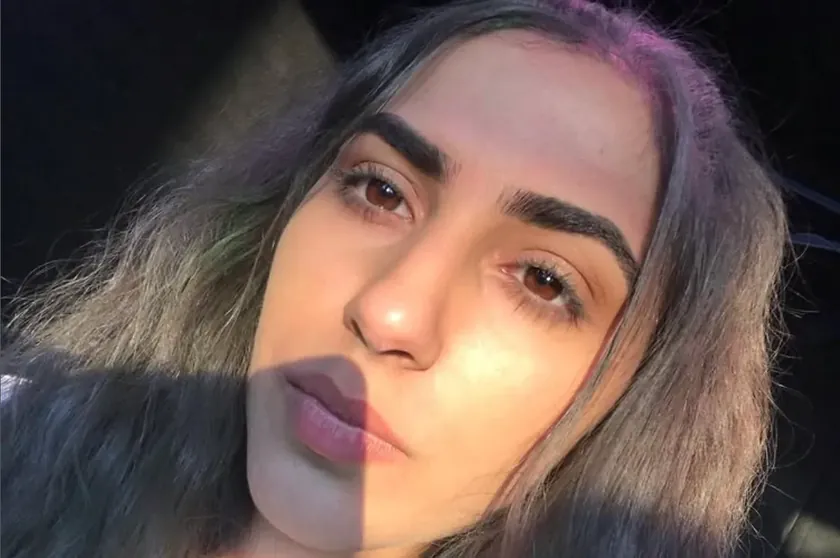 Popüler TikTok Influencerı Bir Manastıra Gitti ve Monah Oldu
