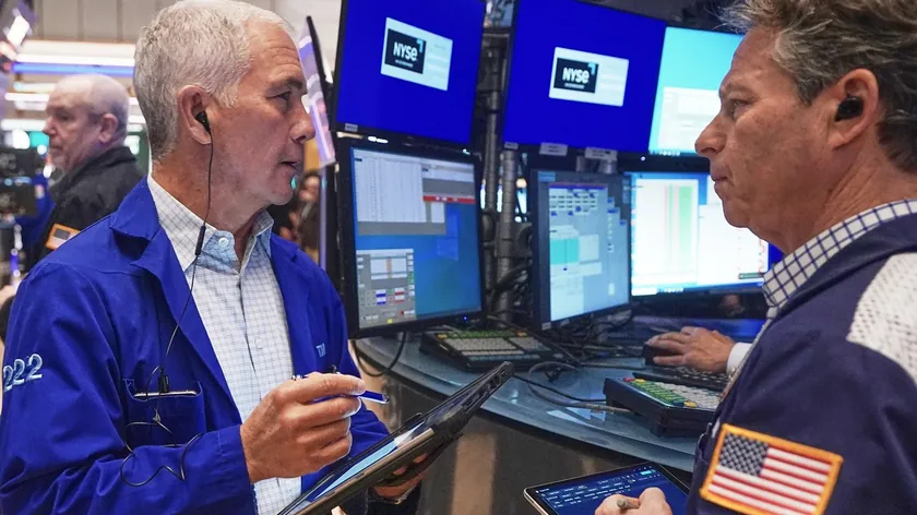 Wall Street'te Petrol Fiyatları Yükselirken Hisse Senedi Endeksleri Dördüncü Haftayı Kayıpla Kapattı