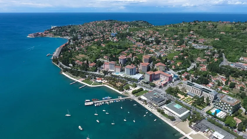 Sırbistan'a Yakın Slovenya'nın Adriyatik İncisi Portorož Tatil Cenneti Olarak Aktarıldı
