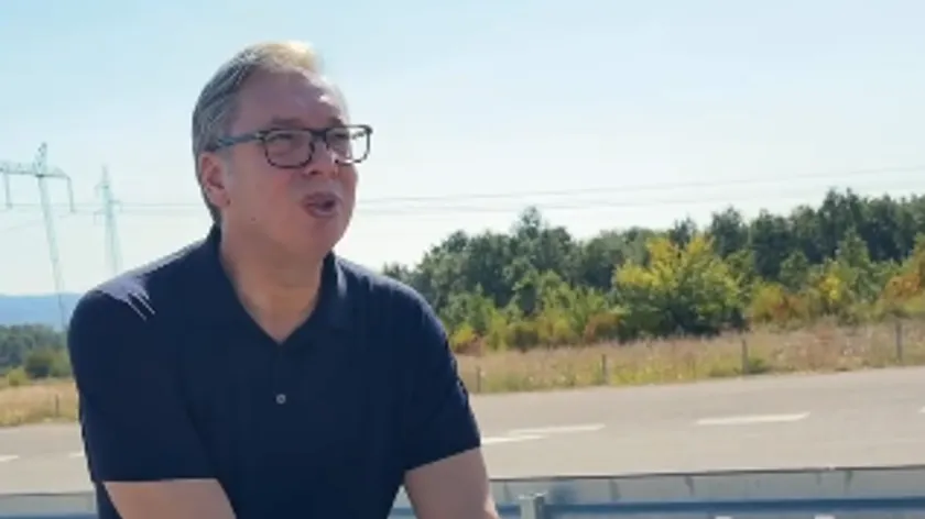 Sırbistan Cumhurbaşkanı Aleksandar Vučić Kragujevac yakınlarında yeni bir obilazniciyi ziyaret etti.