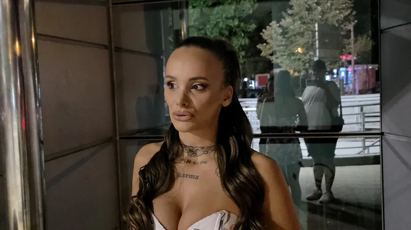Teodora Delić, yeni iş fırsatları ve Beograd'taki kulüplerde performans teklifleri hakkında konuştu.