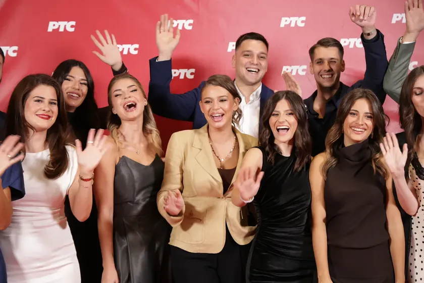 RTS'nin yeni yüzleri belli oldu Slobodan Šarenac "Potere" programının sunucusu oldu, Danijela Dimitrovska ise kendi projelerini yönetecek