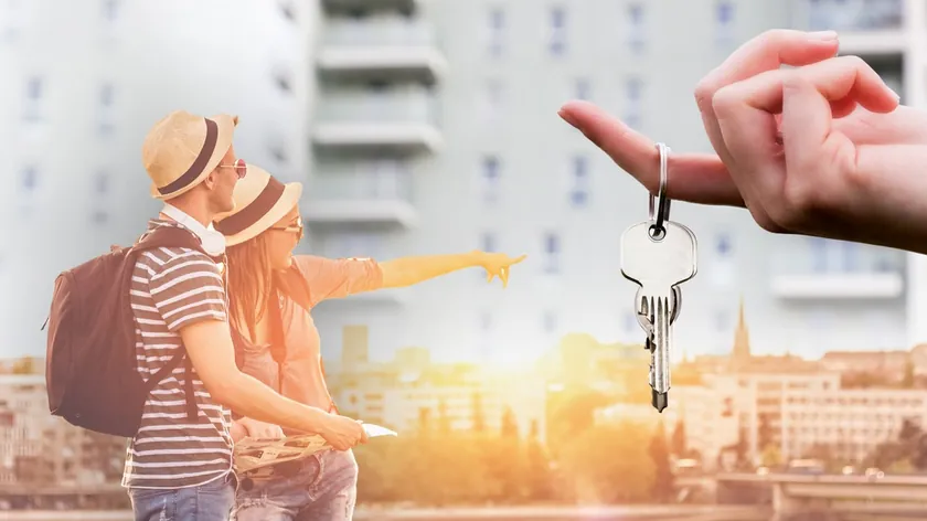 Almanya'daki gurbetçiler kira ödemek yerine ev sahibi olmanın avantajlarını tartışıyor