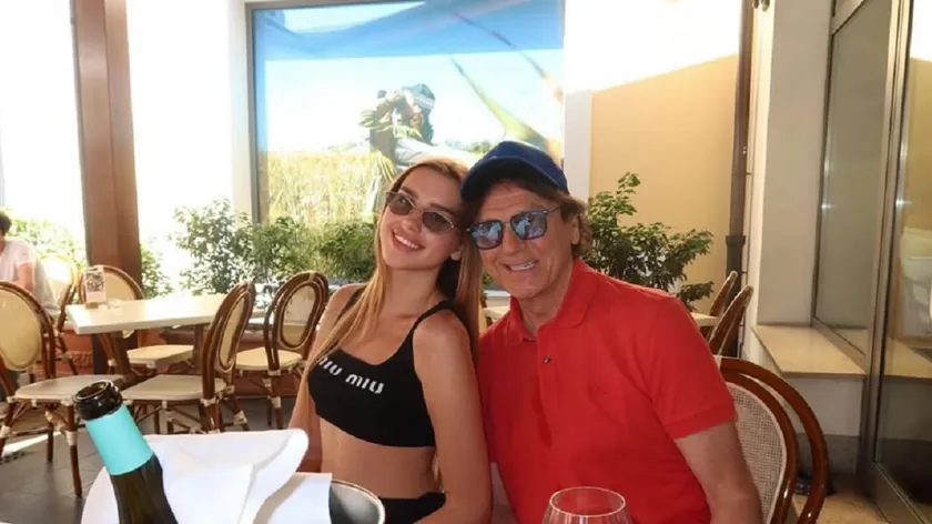 Sırbistan'daki evlerine bomba atılan Zdravko Çoliç'in kızı Birleşik Krallık'a gitti