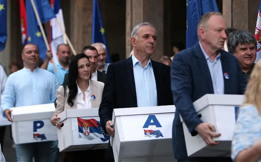 Avusturya Sosyaldemokrat Partisi "Avrupa Sırbistan" listesini destekledi.