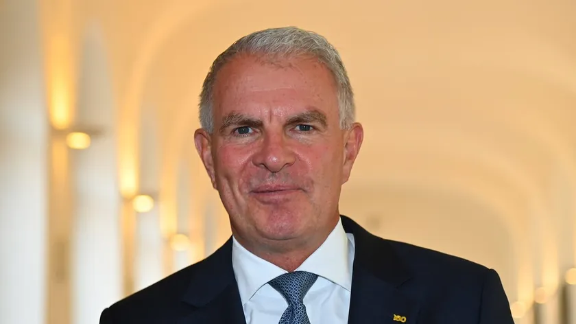 Lufthanza milyonlarca lira kaybettiyor Pahalı yakıt ve pilot grevi nedeniyle kar kaybı artıyor, CEO açıkladı.