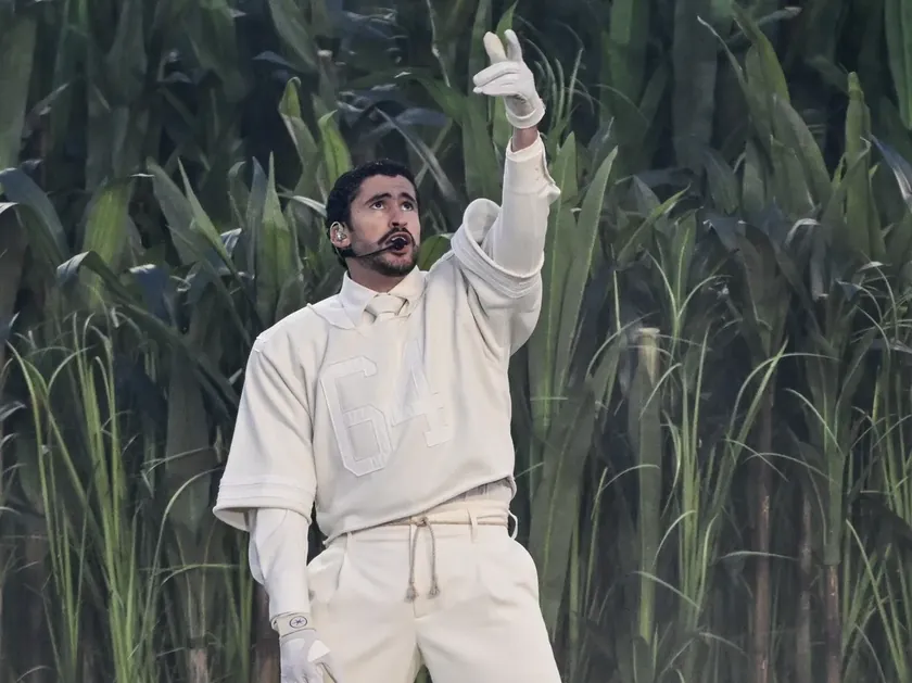 Porto Rikolu Bad Bunny Super Bowl forması 64 numarasının ardındaki hikayeyi açıkladı