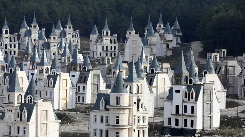 Mesto iz bajke postalo grad duhova 587 nedovrşen vilaya Türkiye'de