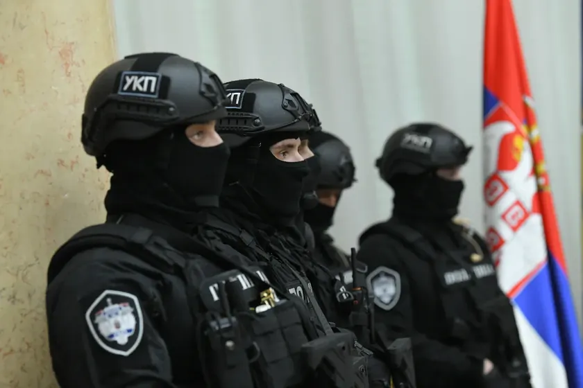 Sırbistan polisi hakerski grup "INF Grupa" üyelerini yakaladı.