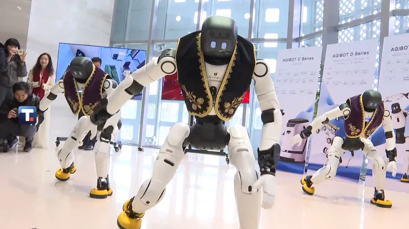 Sırbistan Cumhurbaşkanı Aleksandar Vučić, 29 Ağustos'ta Şapçta bulunan humanoid robot fabrikasının açılışını yapacağını duyurdu.