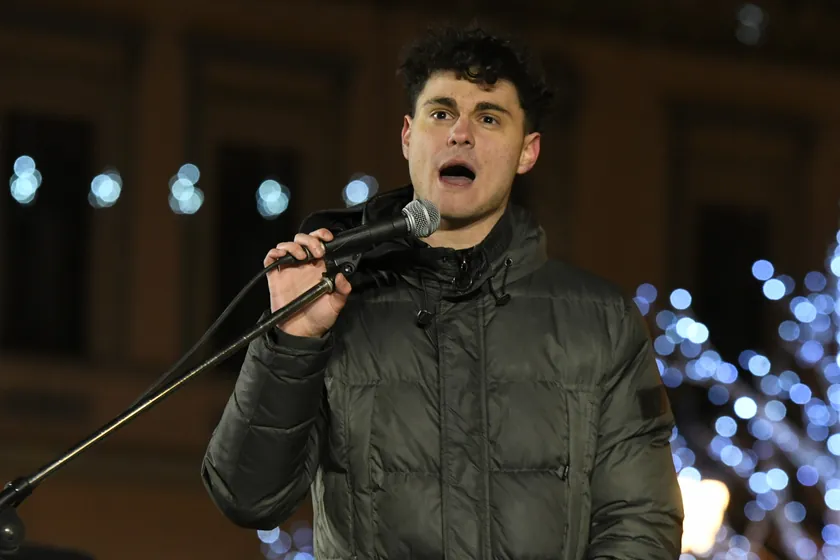 Novosad'da Protestte Hukuk Fakültesi Öğrencisinden Sert Eleştiriler