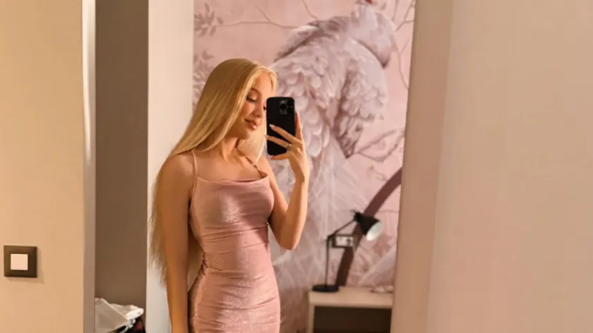 Şarkıcı 12 Gün Önce Bebe Doğurduktan Sonra Nasıl Olduğunu Gösterdi