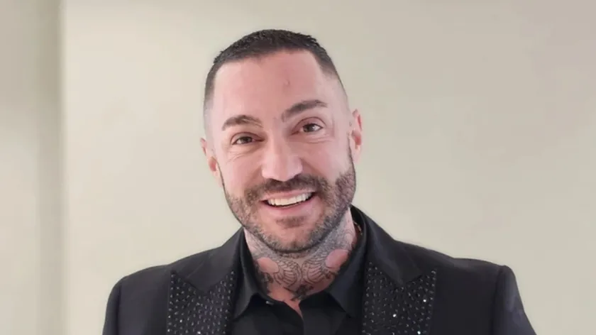 Crnogorlu influencer vey komiçar Jovan Radulović, bildirildi ki "Jodžir" lakabıyla tanınıyor.