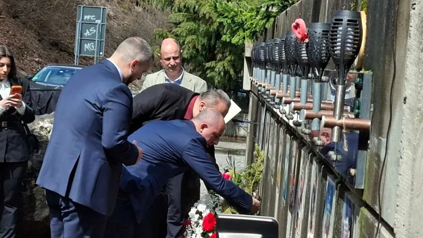 Sırbistan'da Lim Nehri'nde Hayatını Kaybeden 12 Öğrenci Anıldı