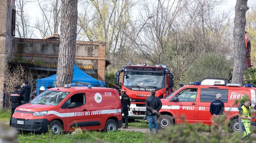 Roma'da gaz tüpü patlaması sonucu bina çöktü, çok sayıda kişi yaralandı