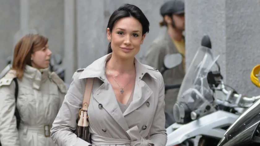 İtalya'da Giorgia Meloni Hükümeti Bunga Bunga Skandalı Modeli Nicole Minetti Affı Nedeniyle Krize Girdi