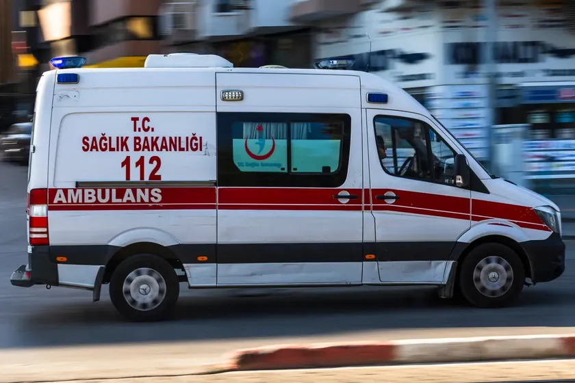 Kıbrıs açıklarında bir yolcu gemisi devrildi.