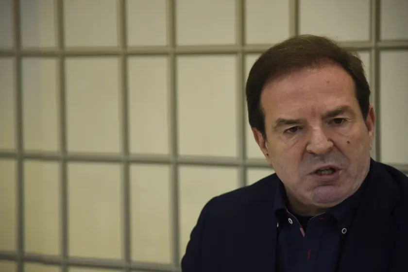 Sırbistan Cumhurbaşkanı Aleksandar Vučić'in yakın arkadaşı Bogoljub Karić'in yeni bir siyasi parti kurduğu ve Sırbistan genel seçimlerine katılacağı bildirildi.
