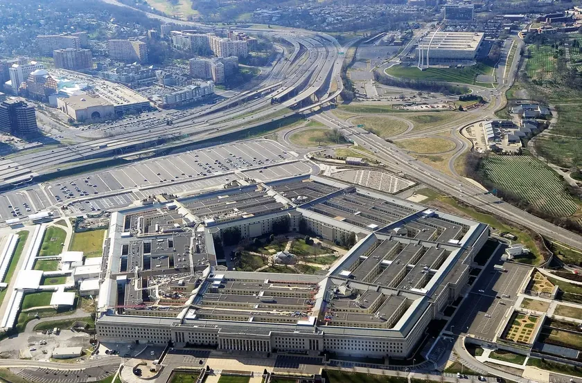Pentagon Çin'in önde gelen şirketlerini askeri bağlantıları nedeniyle listeye ekledi