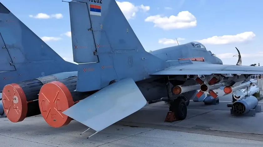 Sırbistan'ın edindiği süpersonik füzeler ve yenilmezlik iddiaları merak konusu oldu