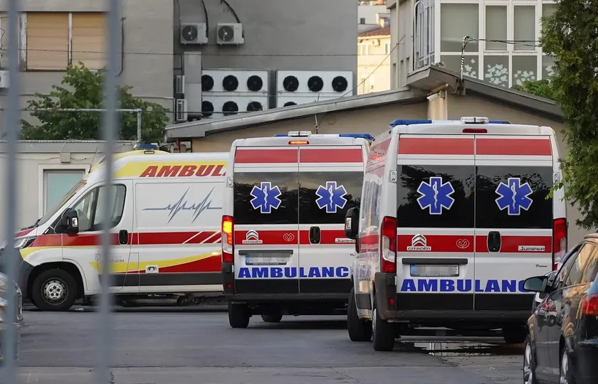 Ulaştırma kazası Užiçe - Çajetina yolunda meydana geldi BMW aracı yola uçtu