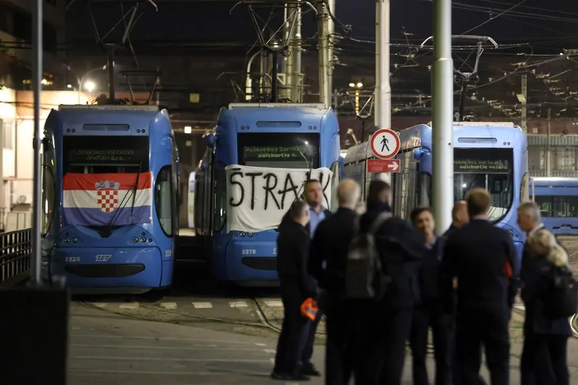 Zagreb'de toplu taşıma fiilen durdu: Grev yarın da sürecek, belediye başkanı müzakereye hazır ama pozisyonlar uzak