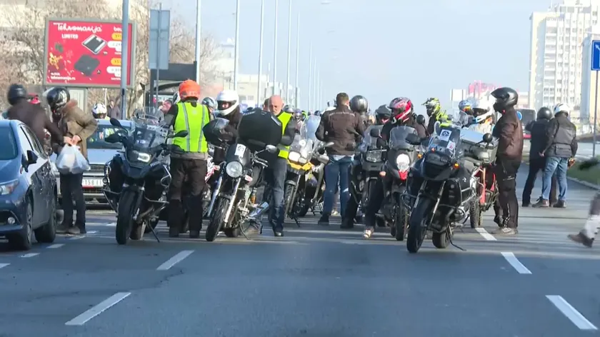 Belgrad'da polis motosikletlere el koydu: Motorcular şehirde protesto sürüşü düzenleyecek