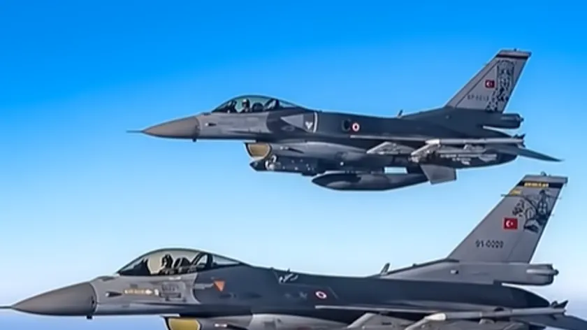 Türkiye'nin Kıbrıs'a F-16 Sevk Kararı Doğu Akdeniz'de Yeni Bir Gerilim Başlattı