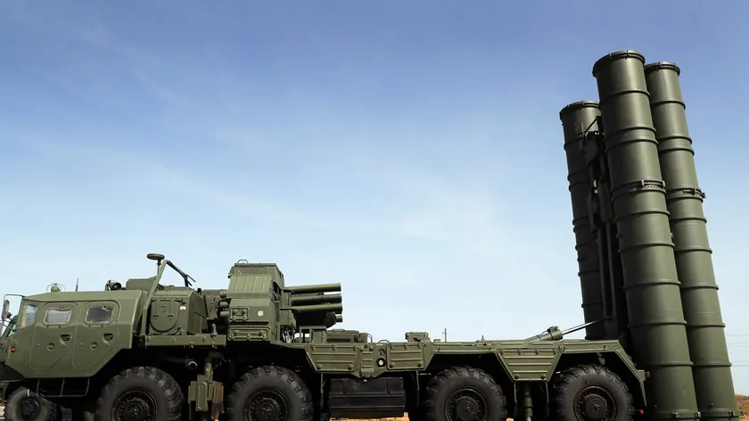 Kremlin: S-400'lerin Türkiye'den başka bir ülkeye taşınması gündemde