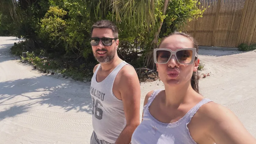 Maldivler'deki Luna Djogani doğum günü kutlaması hayranlarından ricada bulundu