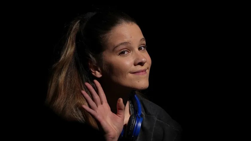 İspanyol Pastası Oyunu Belgrad'da Büyük Beğeni Topladı, İnsani Yardım Amacıyla Sahneleniyor.