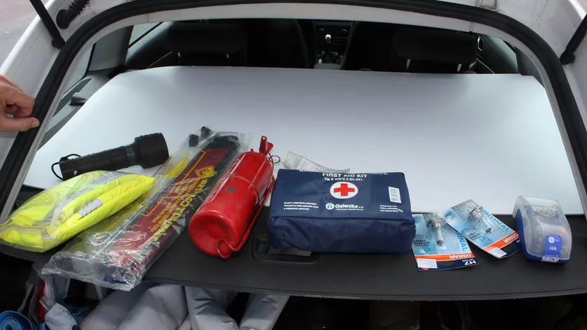 Sırbistan İlk Yardım Seti Mevzuatı Grčka'daki Yeniliklere Kıyasla Geri Kaldı