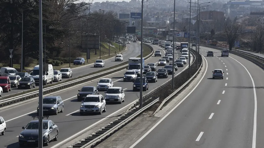 Sırbistan Kuzmin-Sremska Rača Otoyol Çalışmaları Tamamlanma Aşamasına Geldiğini Bildirdi