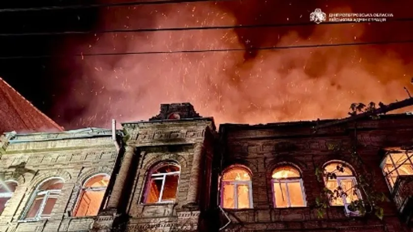 Rusya'nın Ukrayna şehirlerine düzenlediği saldırılarda en az 14 kişi hayatını kaybetti