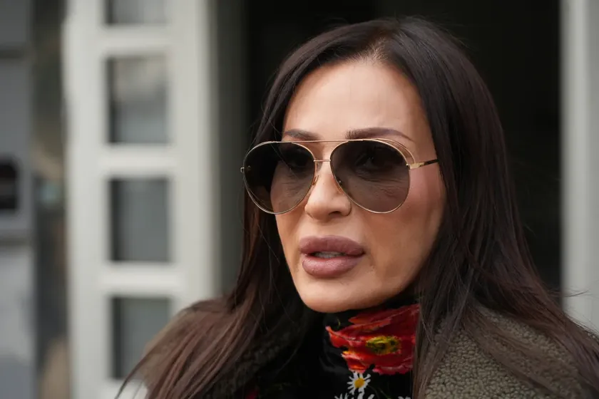 Sırbistan'da Dört Yaşındaki Çocuğun Ölümü Ünlü Sanatçı Ceca'nın Konserini Erteletti