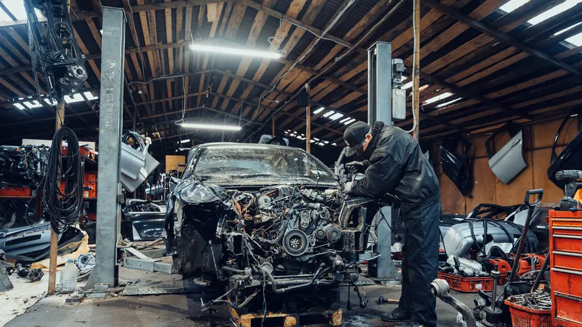 Sırbistan'da İkinci El Araçlarda Kilometreler Yüz Binlerce Geri Sarıldı Ortaya Çıktı