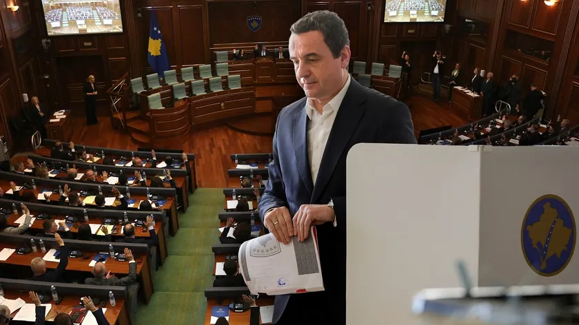 Aljbuljena Hadžiju Kosova'nın başkanlığına seçildi.