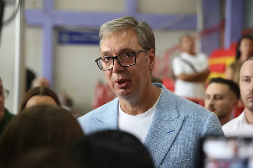 Sırbistan Cumhurbaşkanı Aleksandar Vučić, görevinin ardından özgürce şehirde dolaşabileceğini belirtti.