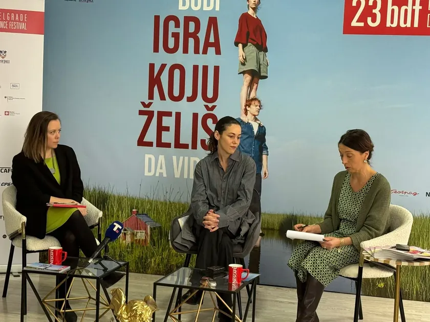 Belgrad Dans Festivali Viyanalı sanatçı Chiara Bartl'ın yeni eserini ilk kez ağırlıyor