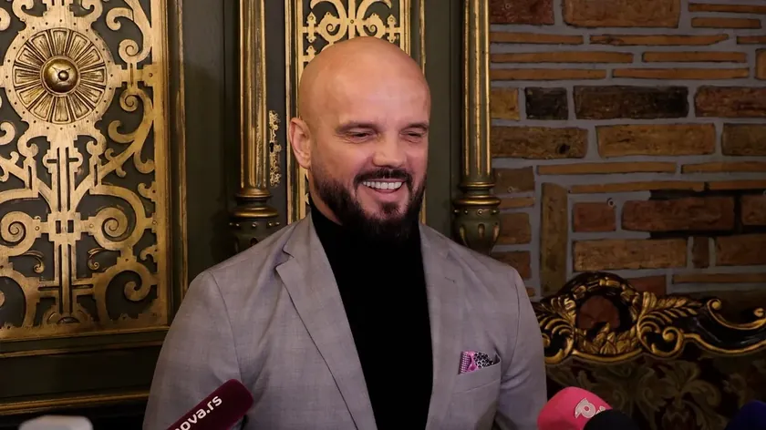 Sırp Şarkıcı Boban Rajović, Milica Pavlović'i Yanlışlıkla Tebrik Etme Hatasını Açıkladı.