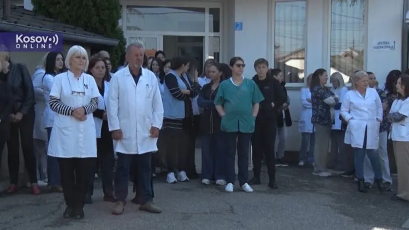 Gračanica'da Sırp Kurum Yetkililerinin Tutuklanmasına Karşı Eğitim ve Sağlık Çalışanları Protestosu Düzenlenecek