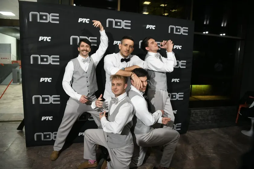 Sırbistan'ın Eurovision Seçmeleri Finalisti Brat Pelin Viyana İçin Hazırlanıyor