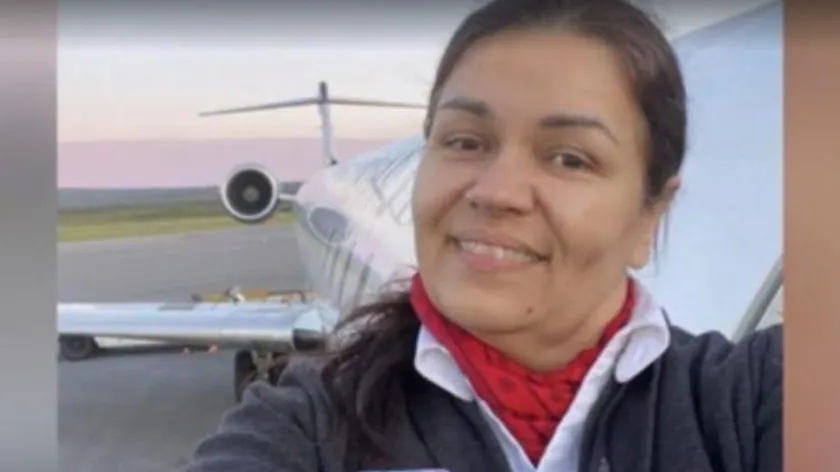 New York'ta Uçak Kazası: Kabin Görevlisi Koltuğuyla Birlikte 100 Metre Fırlatıldı