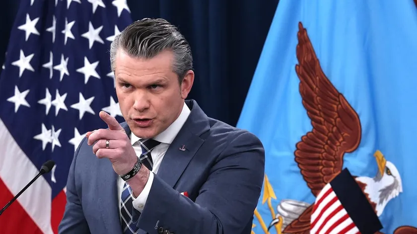 Amerika'da Savunma Bakanı Hegset'in Başlattığı Generaller Tasfiyesi Orduyu Şaşırttı