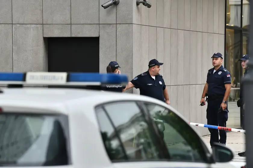 Sırbistan Leskovac'ta Mağaza Müdürü Büyük Miktarda Zimmetine Para Geçirdi