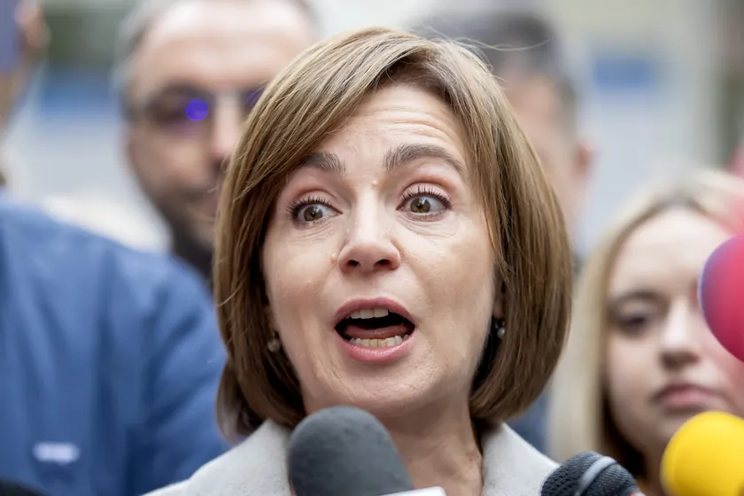 Moldavya Cumhurbaşkanı Maja Sandu, ülkesinin yeniden Romanya ile birleşmesi için referanduma gidilmesi durumunda oy vereceğini belirtti. Sandu, Moldova’nın bağımsız bir devlet olarak yaşamasının her geçen gün zorlaştığını vurguladı.