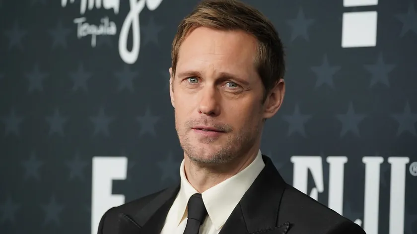 Aleksander Skarsgard'ın sarhoş haliyle yaptığı bir olay ona hayallerindeki rolü kazandırdı.