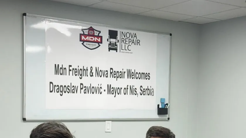 Sırbistan'ın Niş Belediye Başkanı ABD'de Dört Şirketle Yatırım Anlaşmaları Yaptı